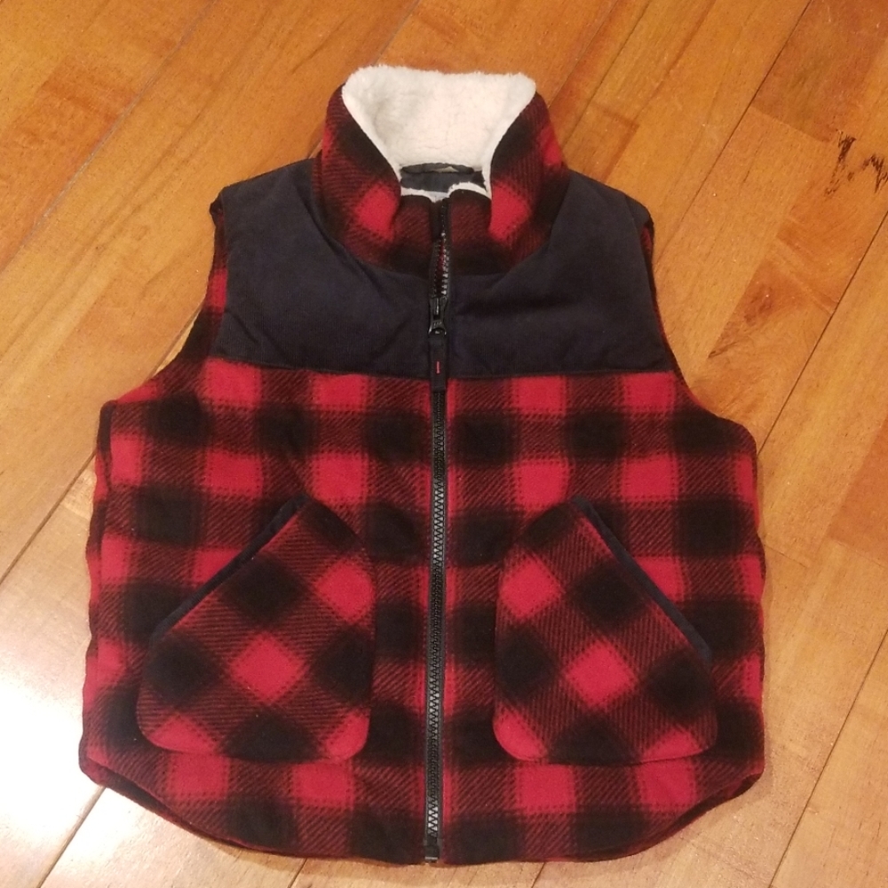 Uniqlo toddler boys 5-6 vest